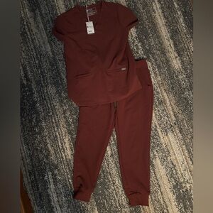 FIGS Scrub Set - Walnut